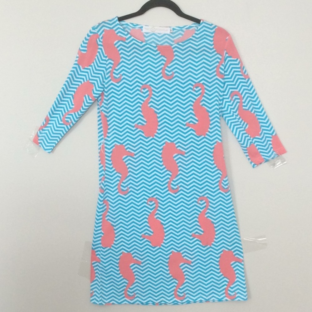 Tracy Negoshian spring/beach coverup.